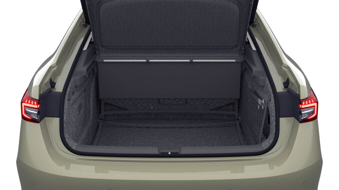 Skoda Superb 2.0 TSI Laurin + Klement 4X4 5dr DSG Petrol Hatchback - Image 6